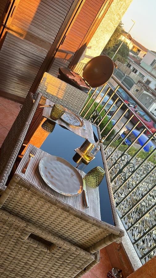 P. Home La Maddalena  エクステリア 写真