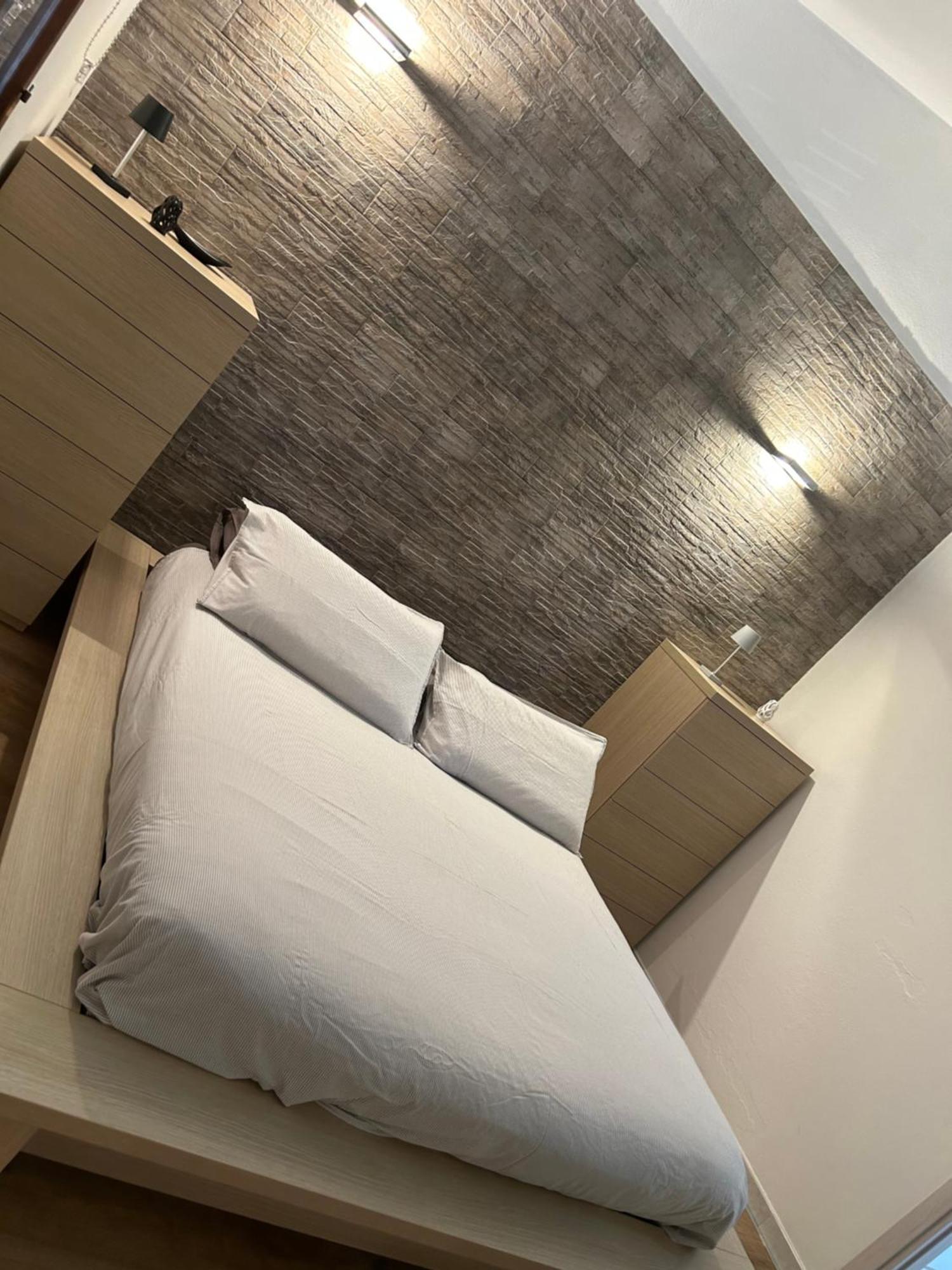 P. Home La Maddalena  エクステリア 写真