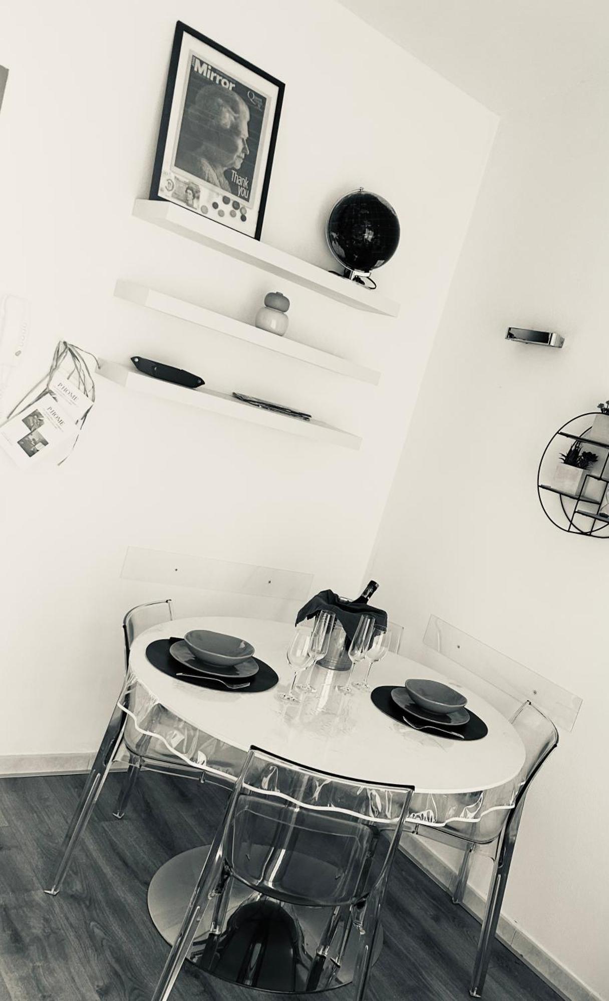 P. Home La Maddalena  エクステリア 写真