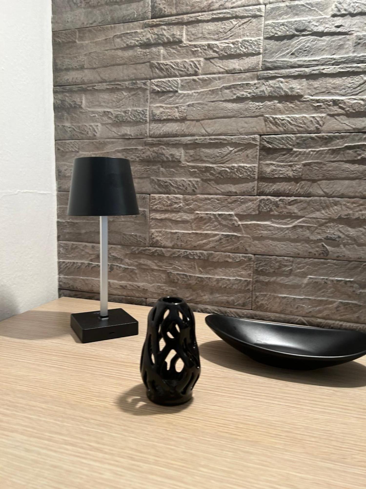 P. Home La Maddalena  エクステリア 写真